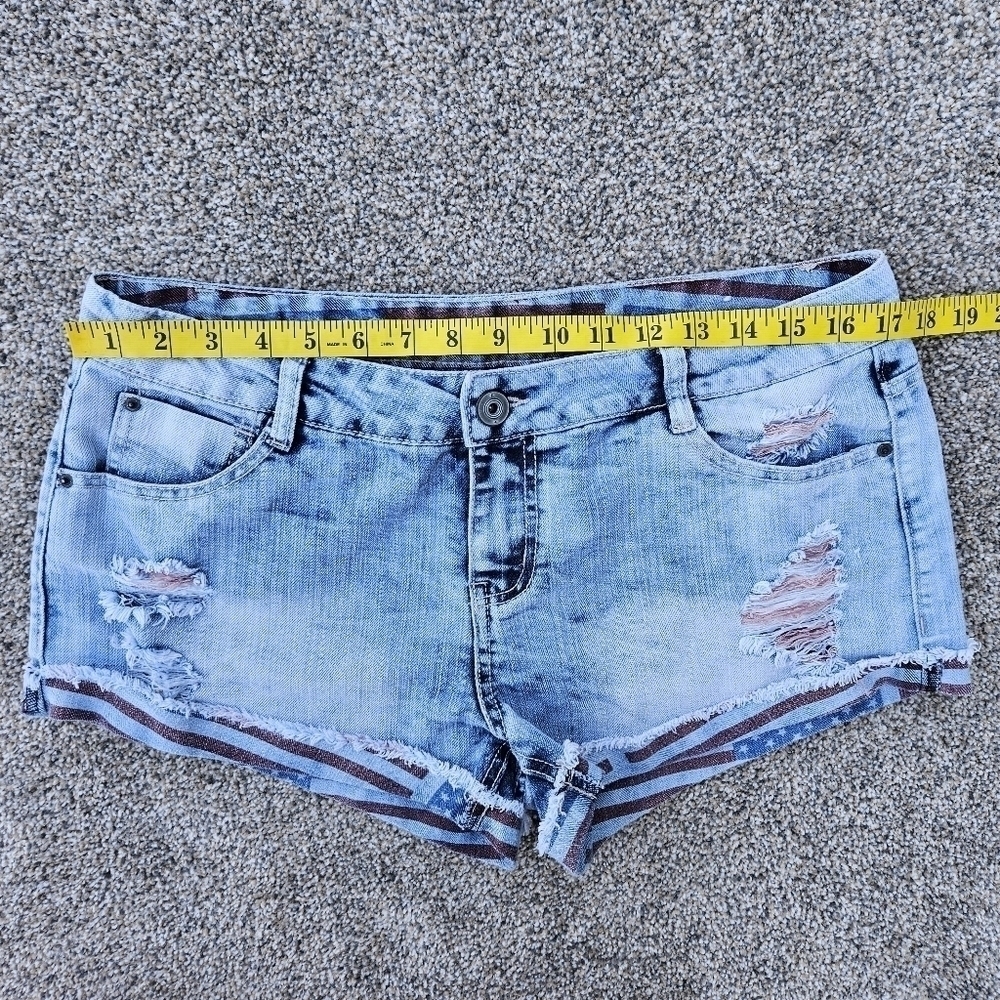 Patriotic Distressed Blue Denim American Flag Shorty Short Shorts Rue 21 Size 14 - Picture 8 of 13